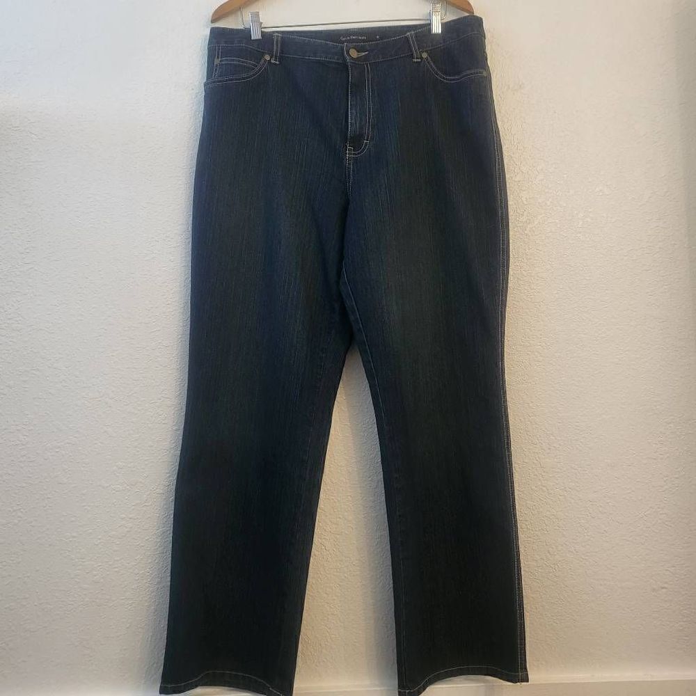 NWOT Calvin Klein Jeans Flare Leg Dark Denim: 16: Stretchy, Comfy Classic